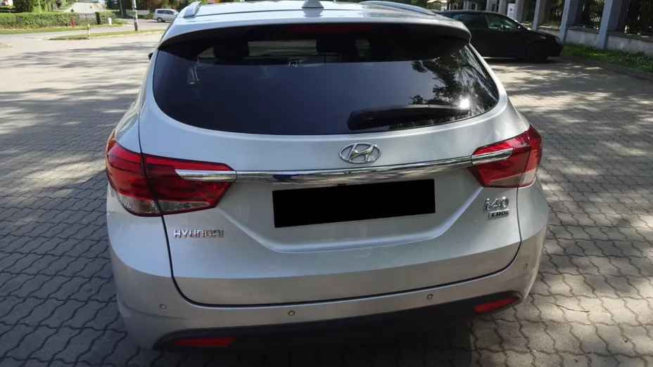 HYUNDAI i40 -
