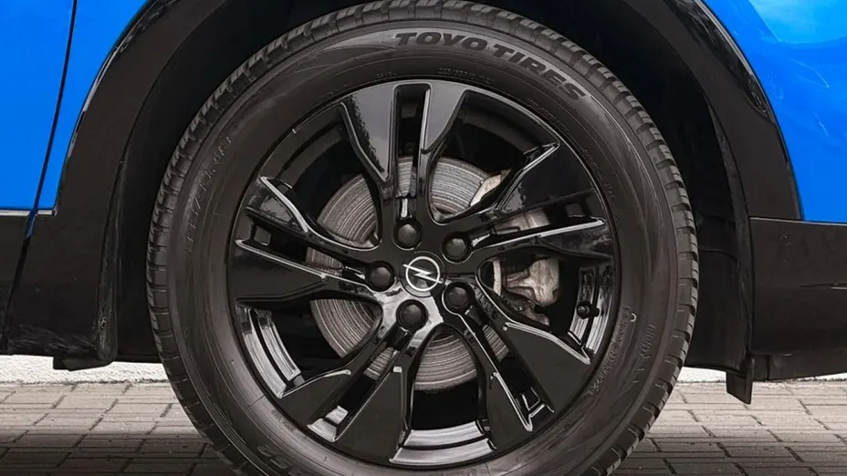 OPEL Grandland -