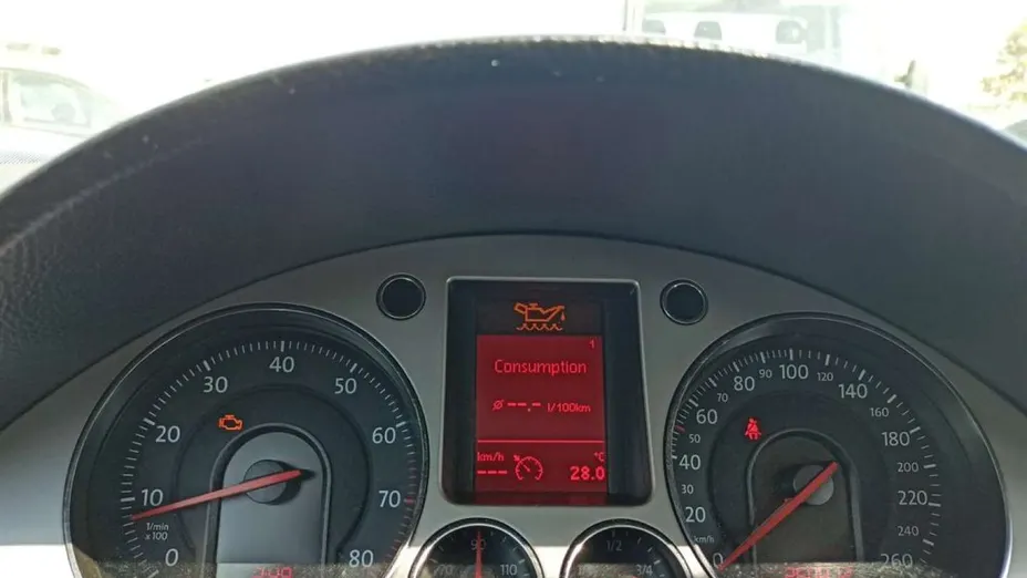 VOLKSWAGEN Passat -