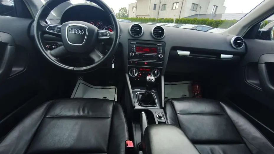 AUDI A3 Sportback -