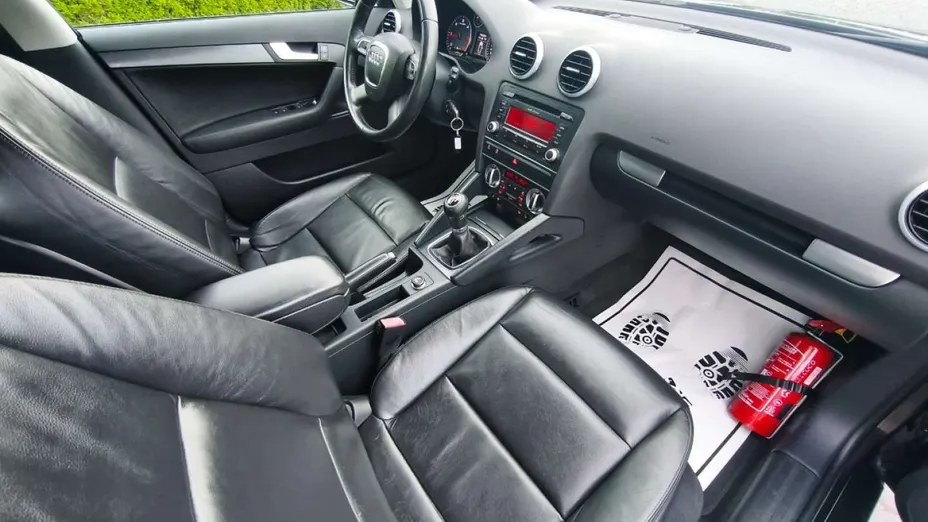 AUDI A3 Sportback -