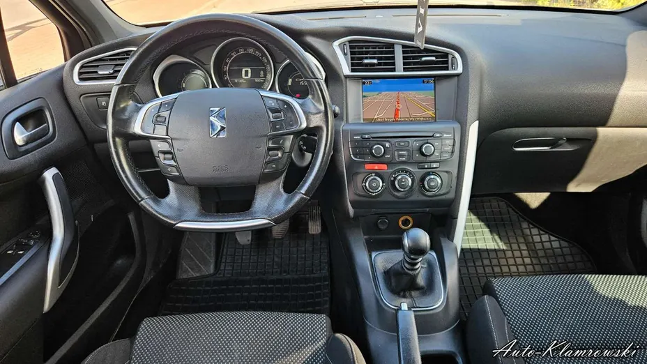 CITROEN DS4 -