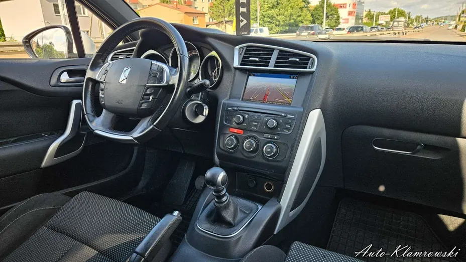 CITROEN DS4 -