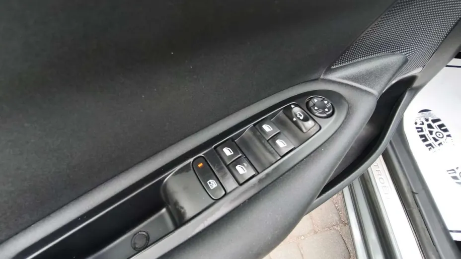 CITROEN C4 -