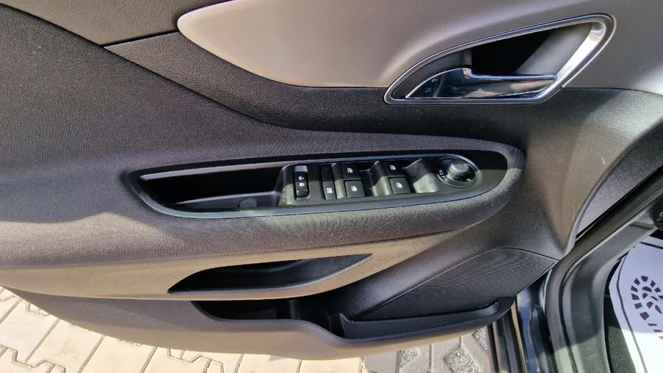 OPEL Mokka -