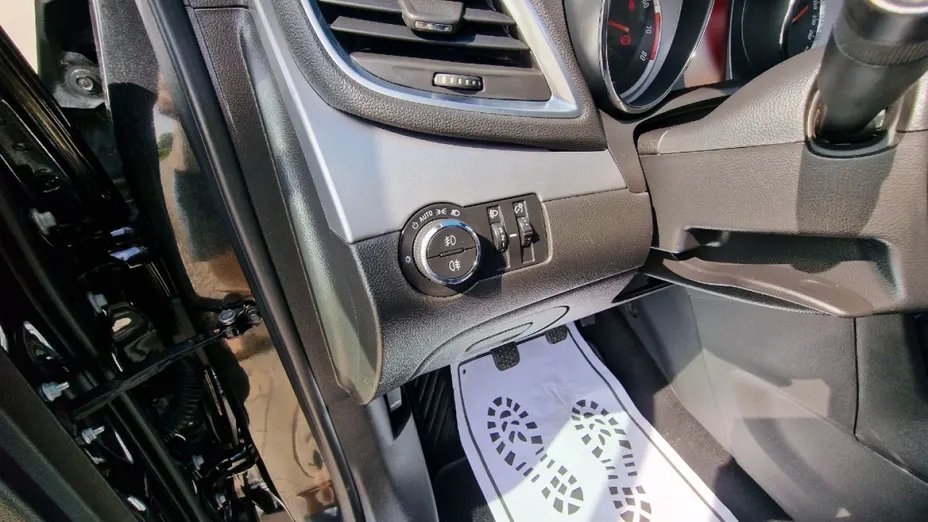 OPEL Mokka -