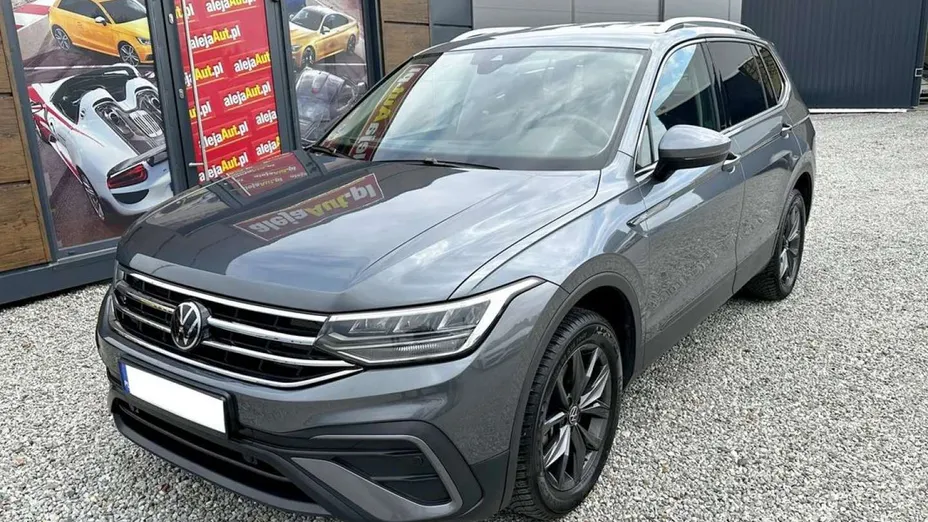 VOLKSWAGEN Tiguan Allspace -