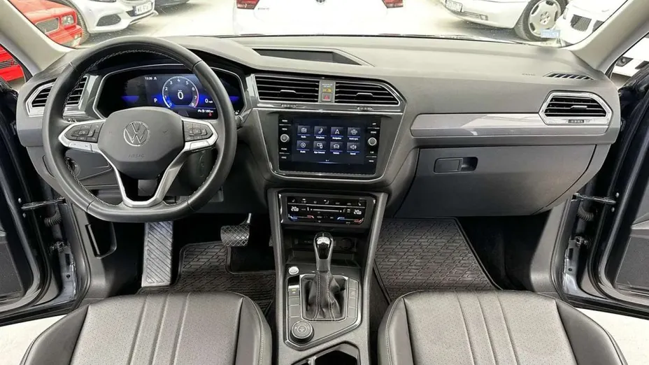 VOLKSWAGEN Tiguan Allspace -