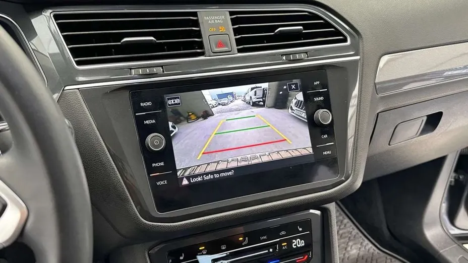 VOLKSWAGEN Tiguan Allspace -