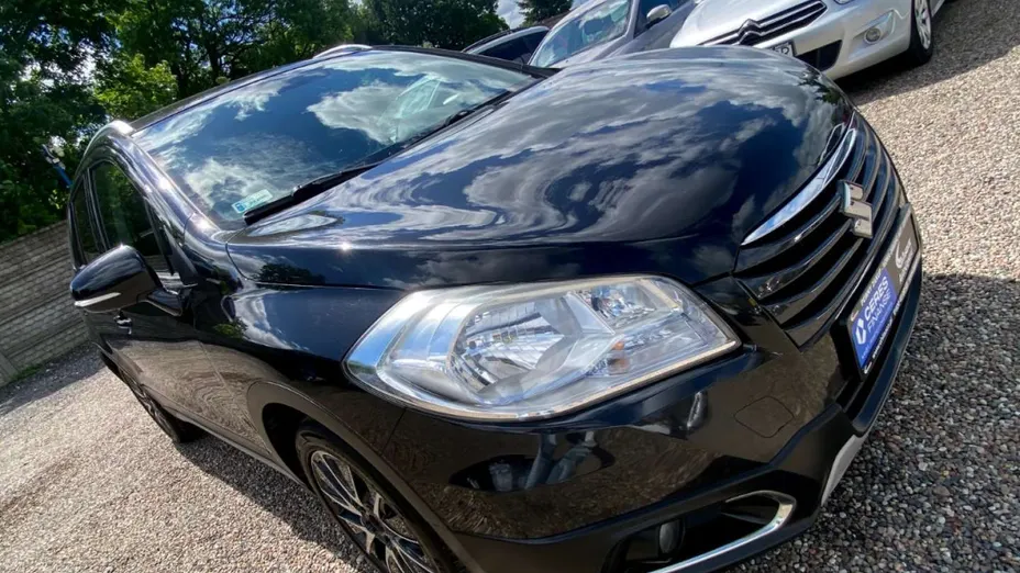SUZUKI SX4 -