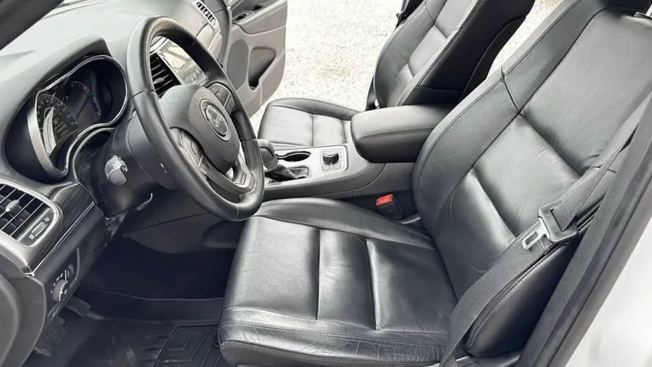 JEEP Grand Cherokee -