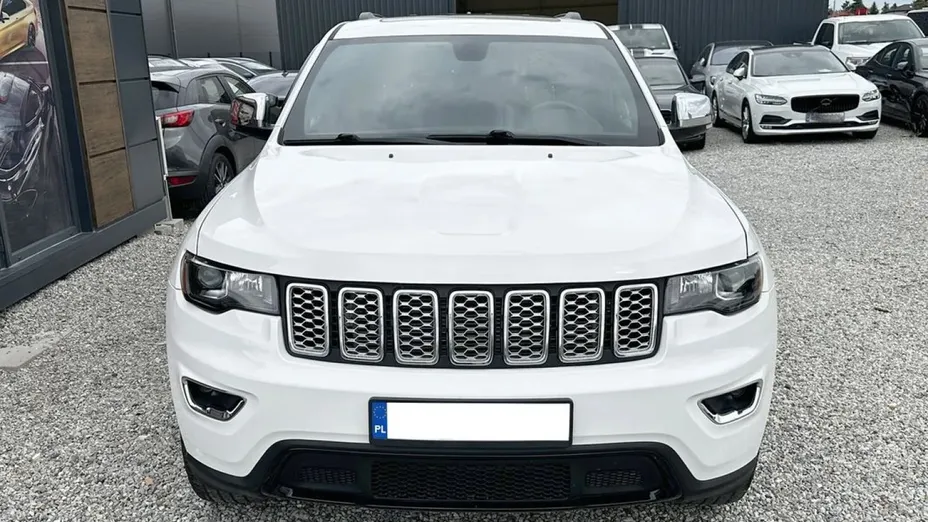 JEEP Grand Cherokee -