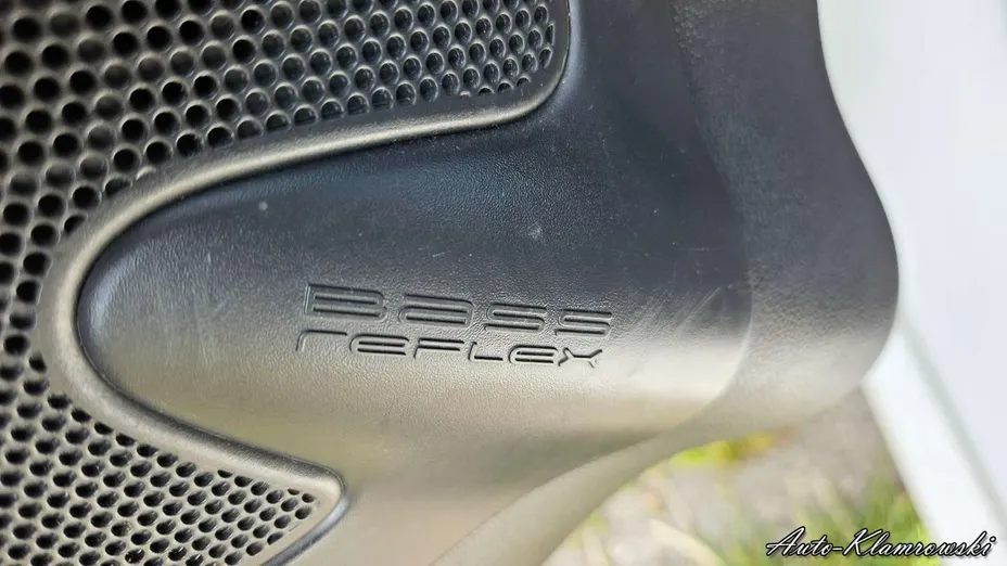 RENAULT Clio -