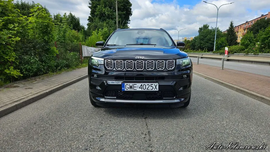 JEEP Compass -