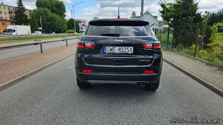 JEEP Compass -