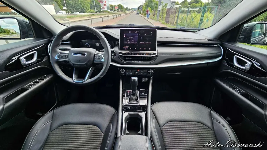 JEEP Compass -