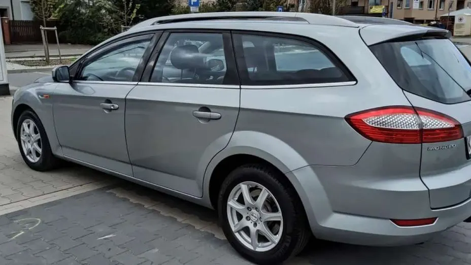 FORD Mondeo -