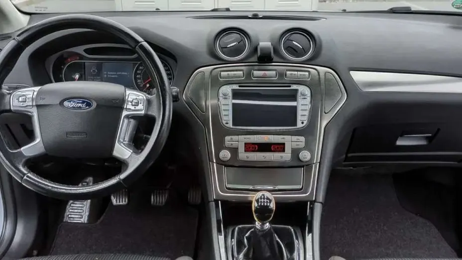 FORD Mondeo -