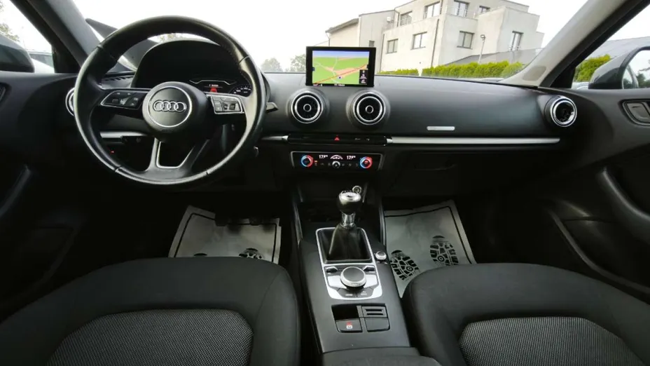 AUDI A3 Sportback -