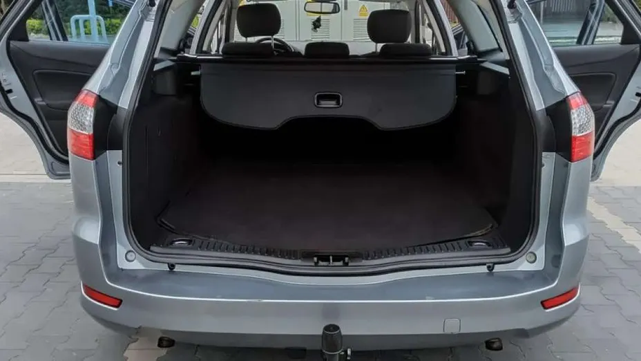 FORD Mondeo -