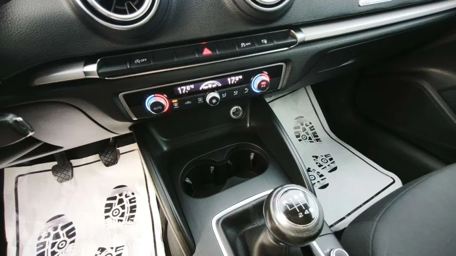 AUDI A3 Sportback -