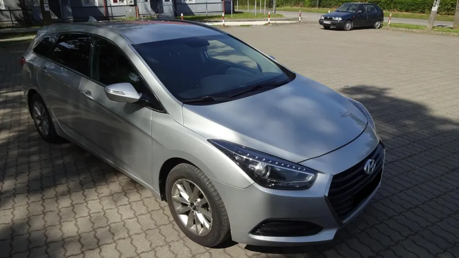 HYUNDAI i40 -