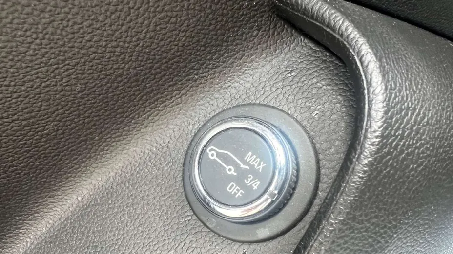OPEL Insignia -