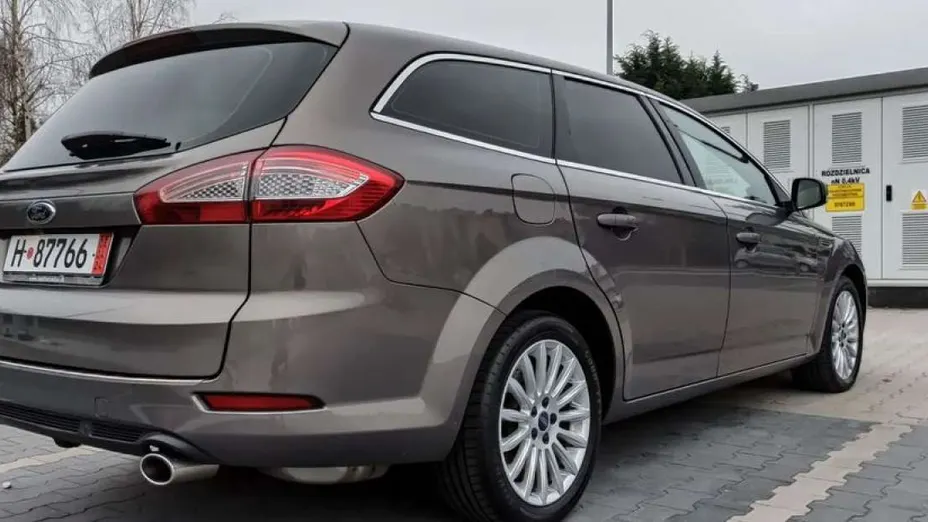 FORD Mondeo -