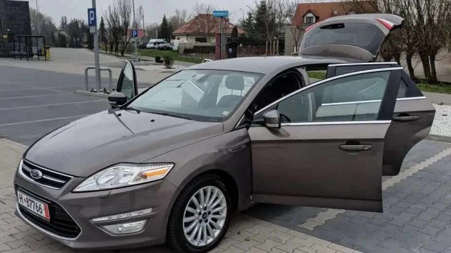 FORD Mondeo -