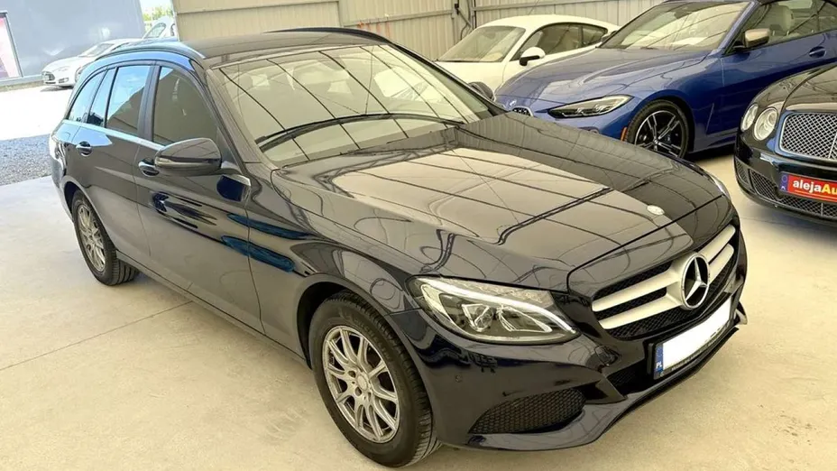 MERCEDES-BENZ C Klasa -