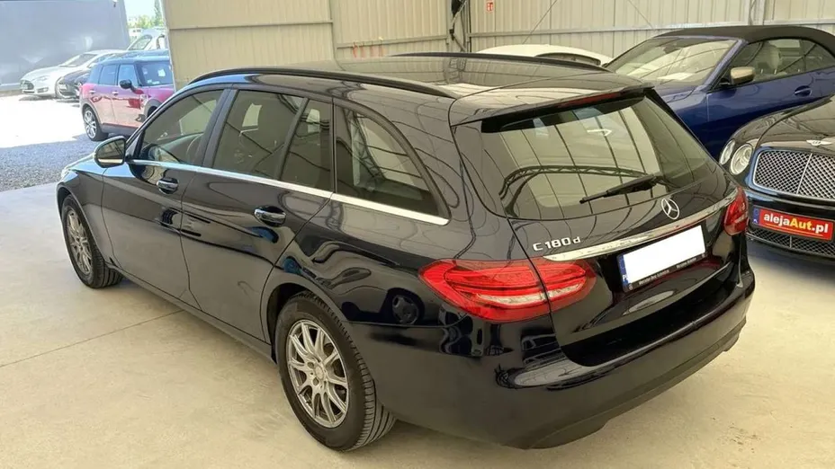 MERCEDES-BENZ C Klasa -