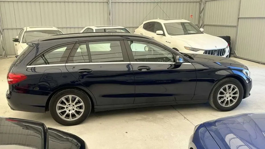 MERCEDES-BENZ C Klasa -