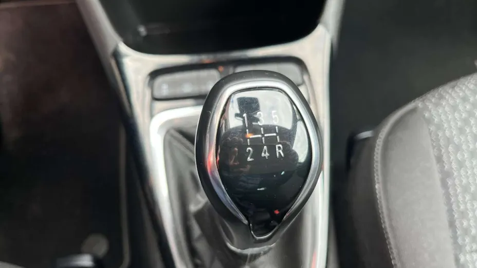 OPEL Crossland X -