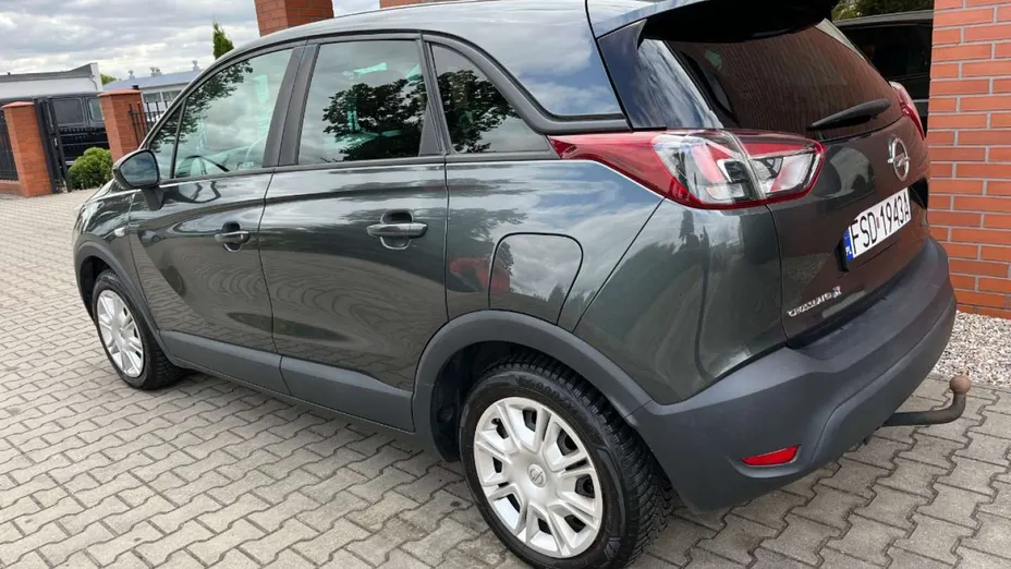 OPEL Crossland X -
