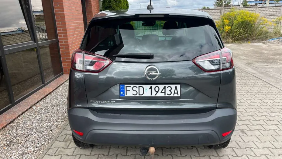 OPEL Crossland X -