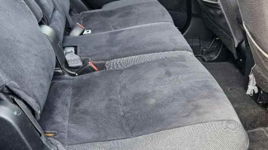 MITSUBISHI Outlander -