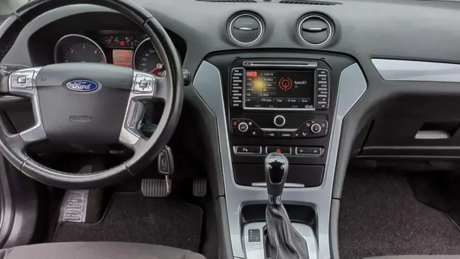 FORD Mondeo -