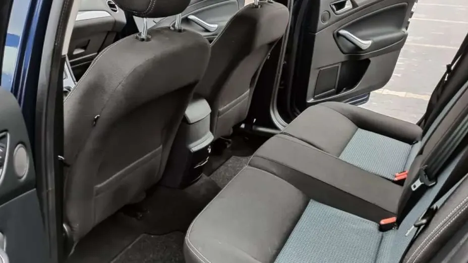 FORD Mondeo -