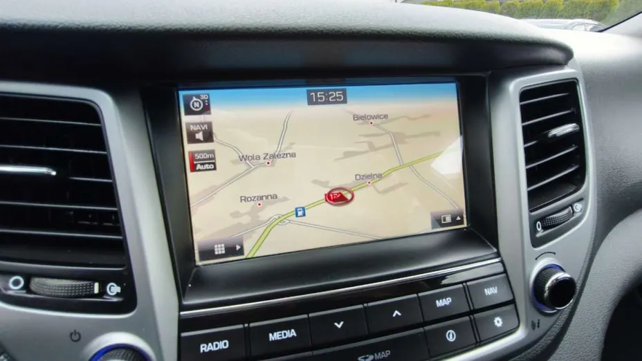 HYUNDAI Tucson -