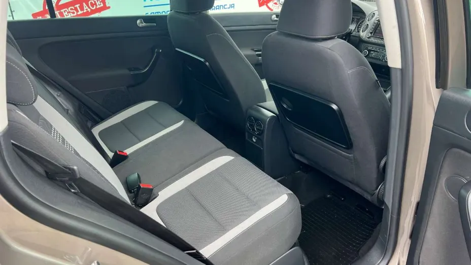 VOLKSWAGEN Golf Plus -