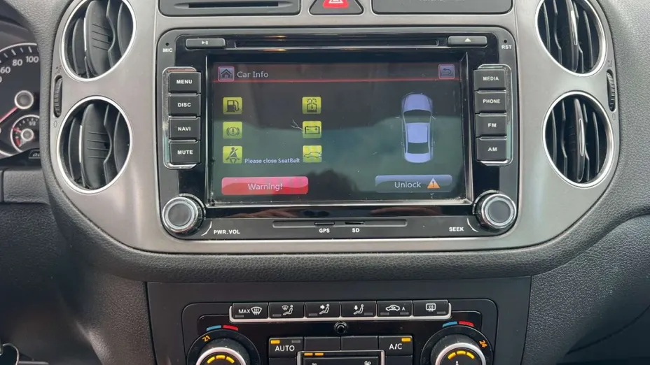 VOLKSWAGEN Golf Plus -
