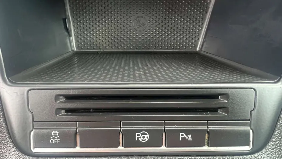 VOLKSWAGEN Golf Plus -
