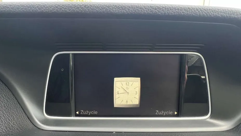 MERCEDES-BENZ E Klasa -