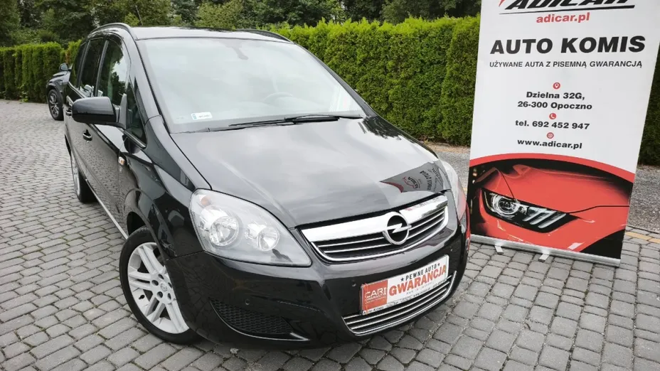 OPEL Zafira -