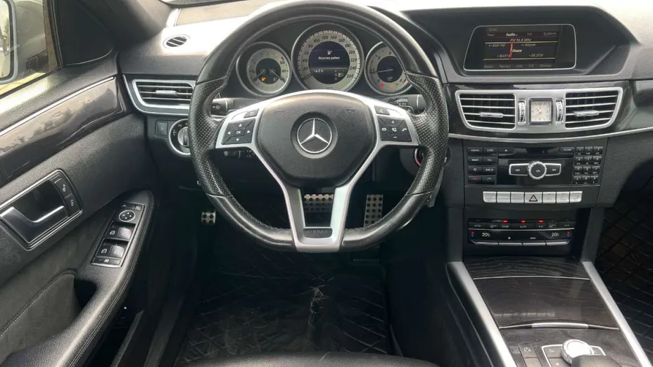 MERCEDES-BENZ E Klasa -