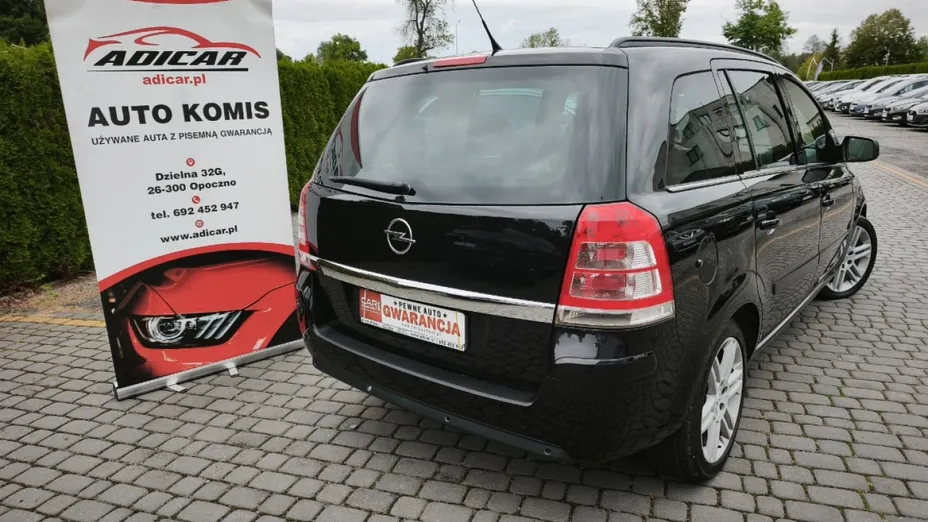 OPEL Zafira -