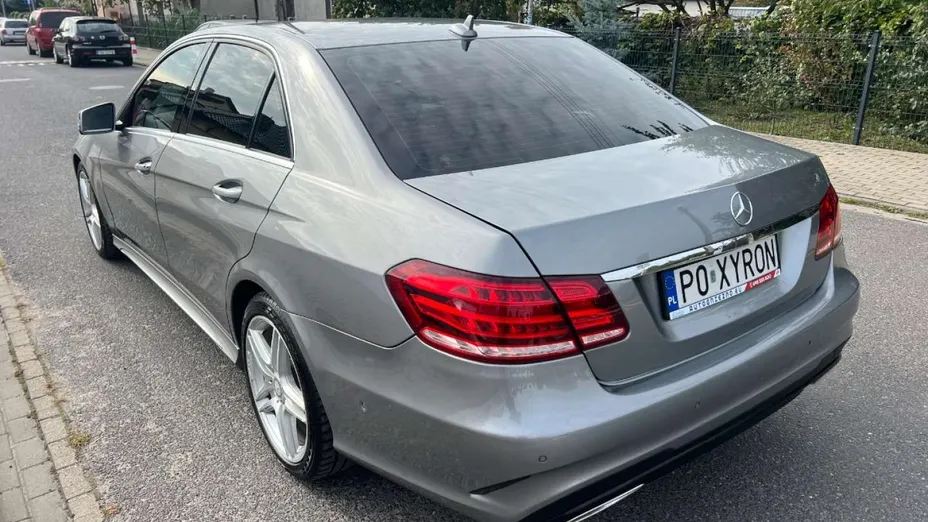 MERCEDES-BENZ E Klasa -
