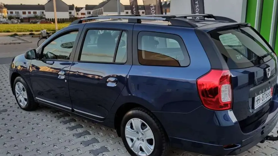DACIA Logan -
