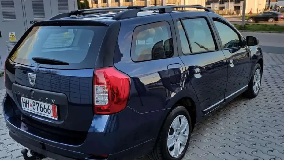 DACIA Logan -