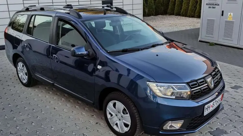 DACIA Logan -